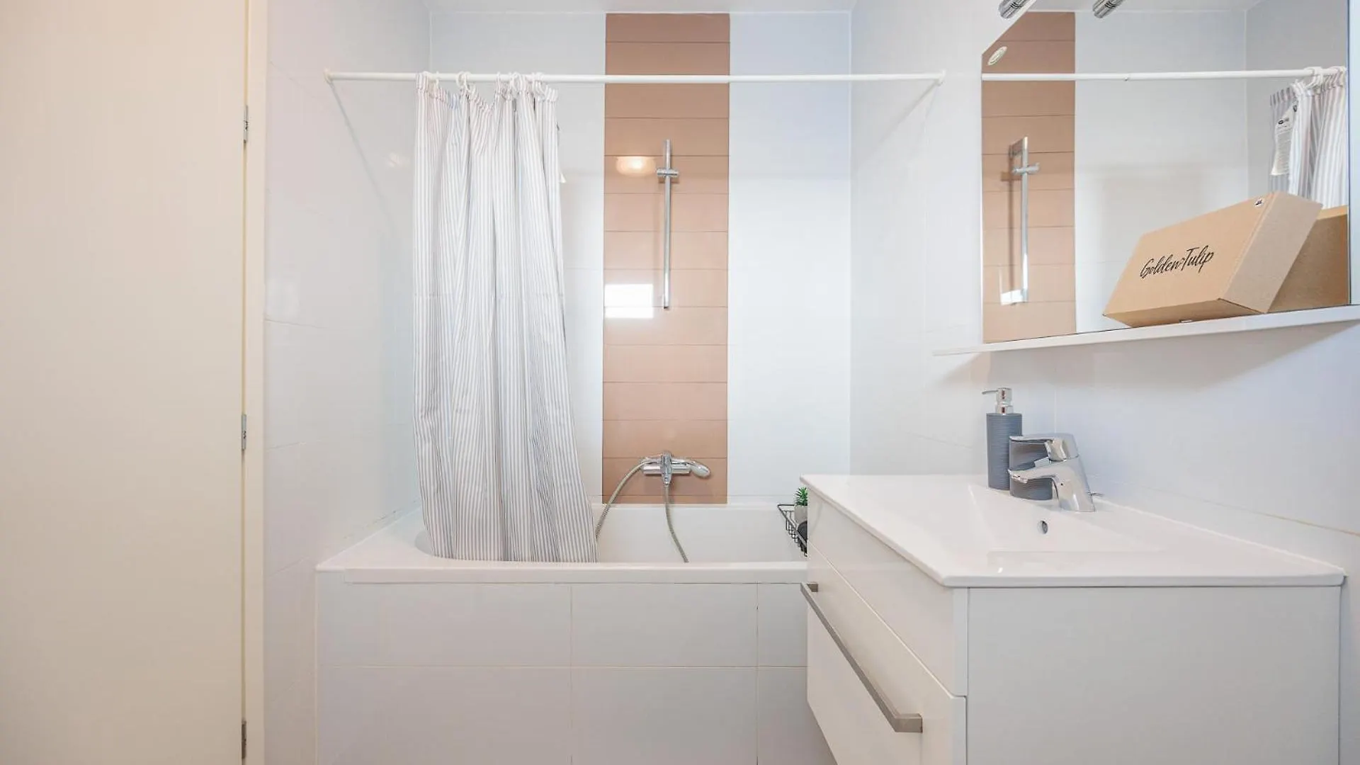 Golden Tulip Apartment Zadar